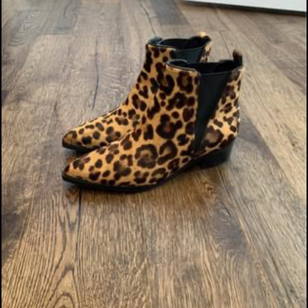Marc Fisher calf hair ankle booties - Sz 7.5